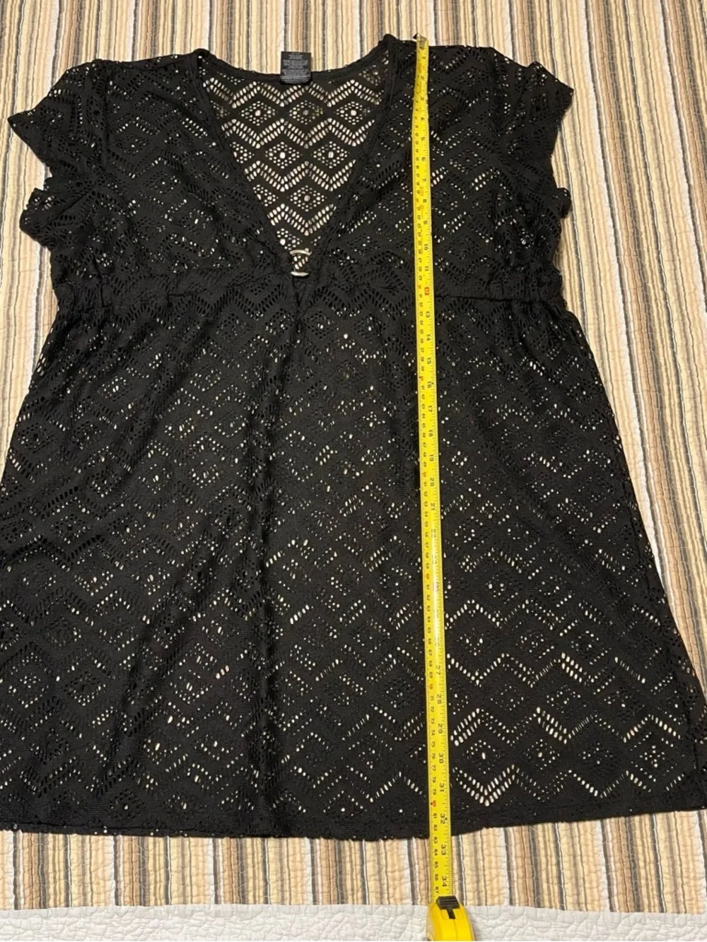 Catalina Women’s Large (12/14) Black Crochet V-Neck Swimsuit Coverup